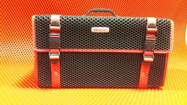 Сумка-органайзер в багажник EVA соты черная с красным кантом